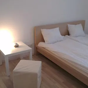 4 Budapešť